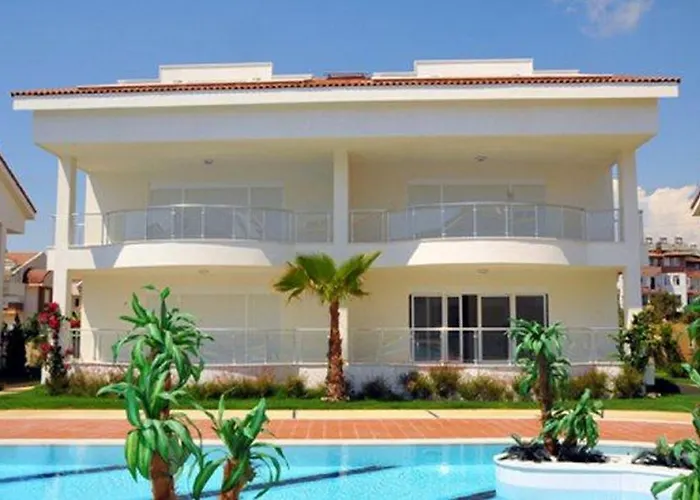 Huisdiervriedelijke Mirage G 1 - Beautiful 2 Bedroomed Ground Floor Apartment Of Approx 1000 Sq Ft Side
