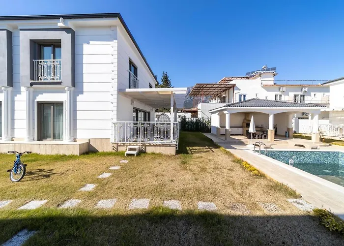 Brand New Villa With Full Amenities Kemer Privée