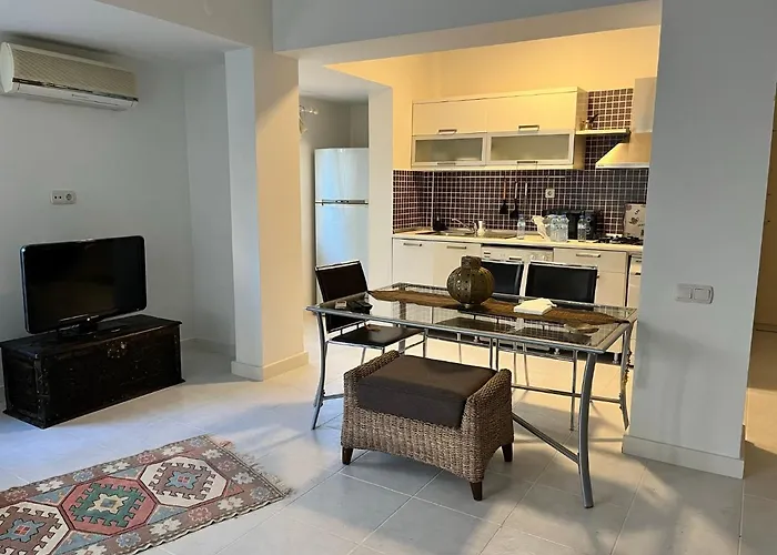 Lotus Villa Apartment Kemer