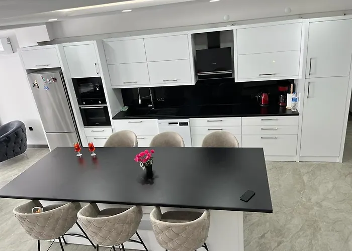 Havuzlu Sifir Lux Denize Nazir Villa Kemer