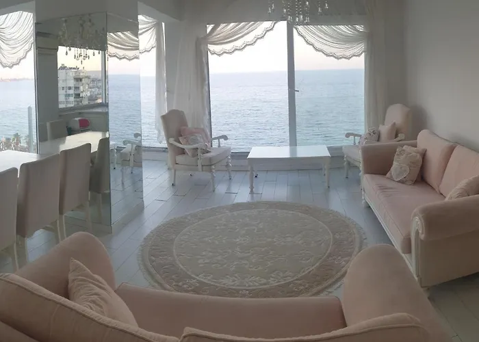 Appartamento Antalya Konyaalti Plajinda Muhtesem Bir Tatil che accetta animali