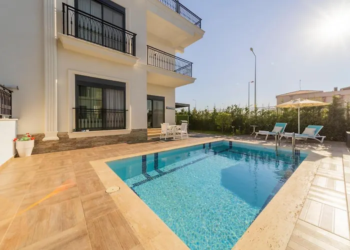 Exquisite Villa With Private Pool In Belek Antalia con Piscina