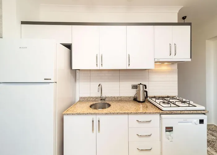 Sea View Flat With Balcony Near Beach In Aksu Antalia