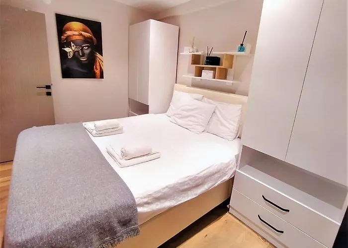 Sleek Residence Flat In Muratpasa With Shared Pool Antalia