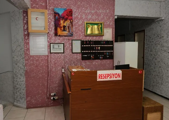 Aziz Pansiyon 3 Antalya