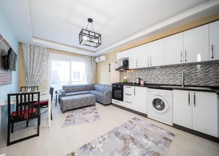 Business-Friendly Flat Close To Beach In Konyaalti Appartamento Antalia che accetta animali