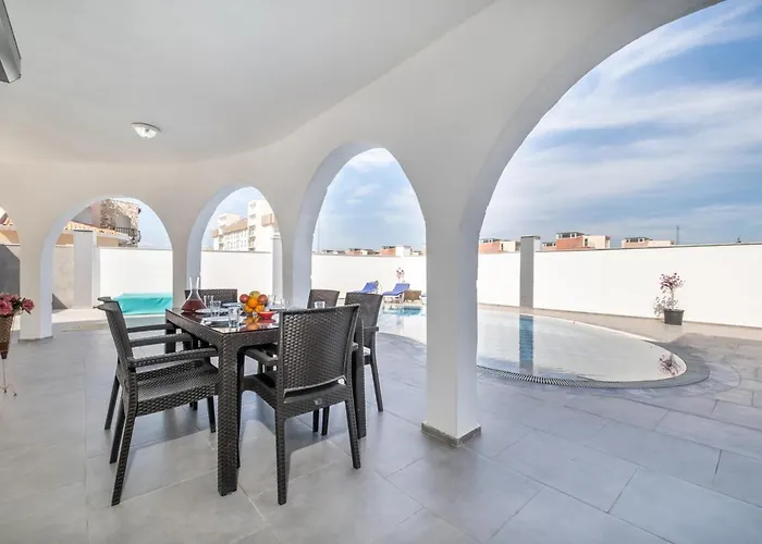 Magnificently Designed Villa For 8 People In Serik, Belek - Awz 165
