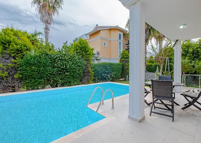 Huisdiervriedelijke Luxury Private Villa With Pool And Garden In Serik Belek