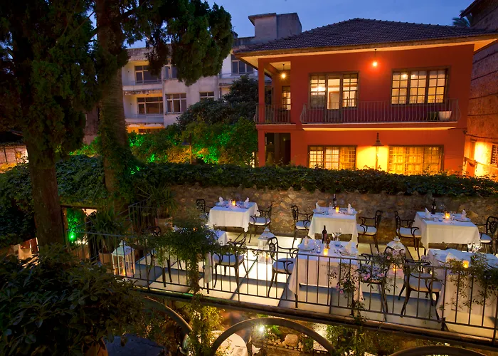 Hotel vicino a Etiler Camii