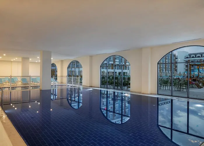 Arcanus Hotels Trendline Side