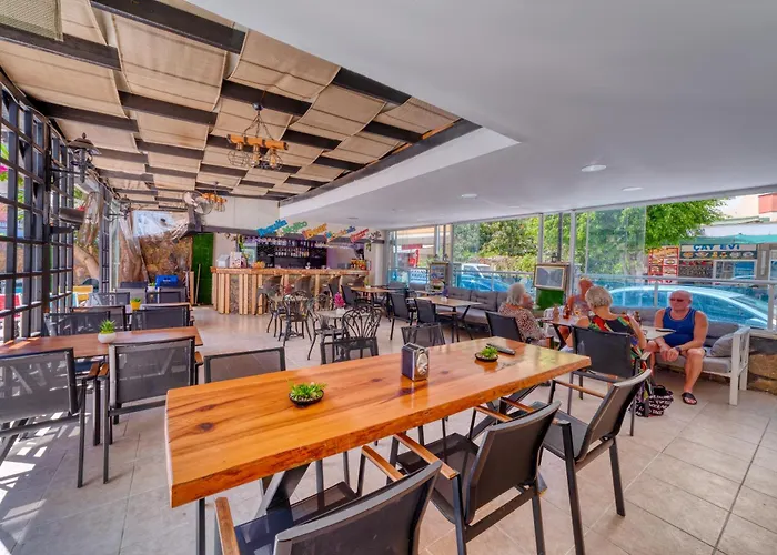 Kleopatra Icaria Apart Hotel Alanya
