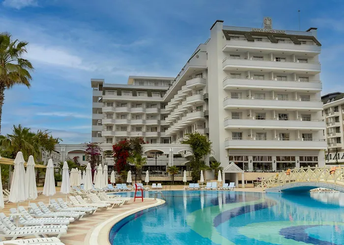 Boutique Holiday Garden Resort Okurcalar