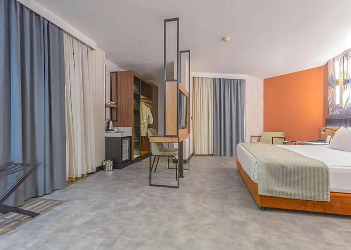 Antalya hotels near Antalya Museum