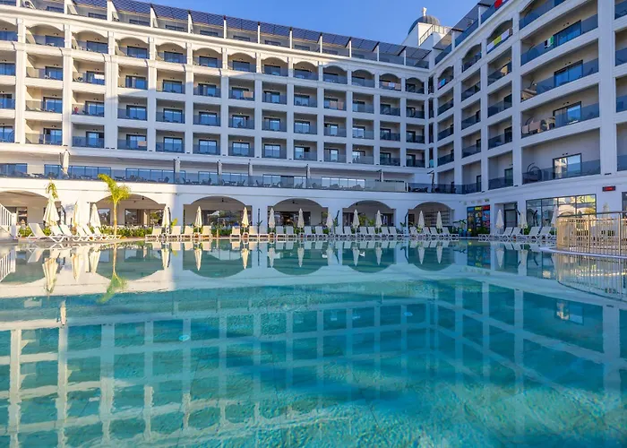 Side Moon Palace Hotel