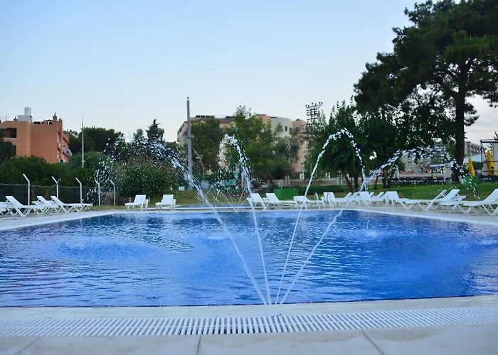 Dream Town Hotel&Restaurant Kemer acceptant les animaux