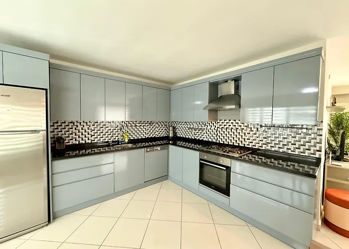 Huisdiervriedelijke Sa Apartments! Beachfront Apartments In Oba Alanya