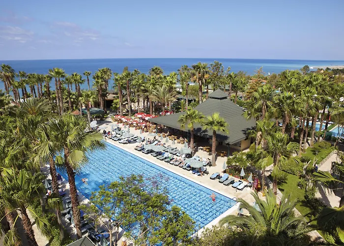 Meryan Hotel Okurcalar