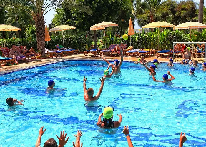 Caretta Beach Hotel Konaklı