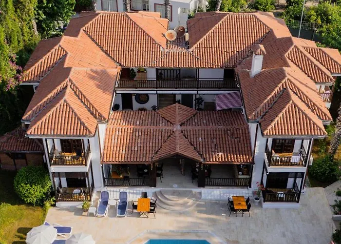 Palma Rosa Hotel Camyuva