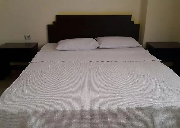 Antalya 3 Star Hotels near Hadrian's Gate