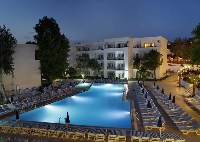 Larissa Beach Club Side