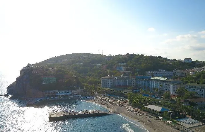 Larissa Hill Beach Hotel Konaklı